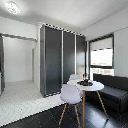 Apartment Meny Mamaia Nord