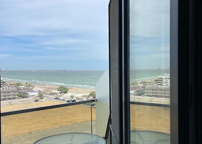 Meny Mamaia Nord Apartmán *